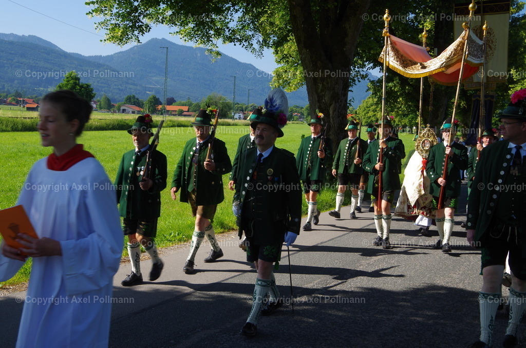IMGP5000 | fotografiert von Axel PollmannLeonhardi Wallfahrt Benediktbeuern und Murnau, Fronleichnam, Fasching, Landschaft im Loisachtal und Benediktbeuern  - Realisiert mit Pictrs.com