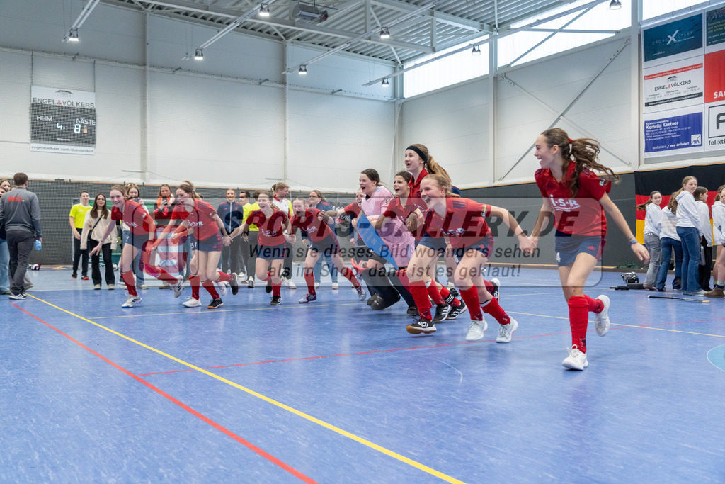 HK_20250223_103365 | Deutsche Meisterschaft wU14 Finale und Ehrungen am 23.2.2025 Düsseldorfer HC, Düsseldorf