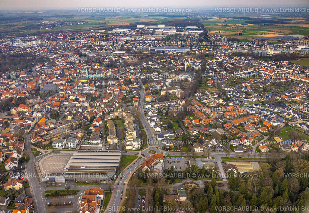 Werl240308350 | Luftbild, Wohngebiet Ortsansicht City Innenstadt mit Altstadt Werl, Werl, Nordrhein-Westfalen, Deutschland
