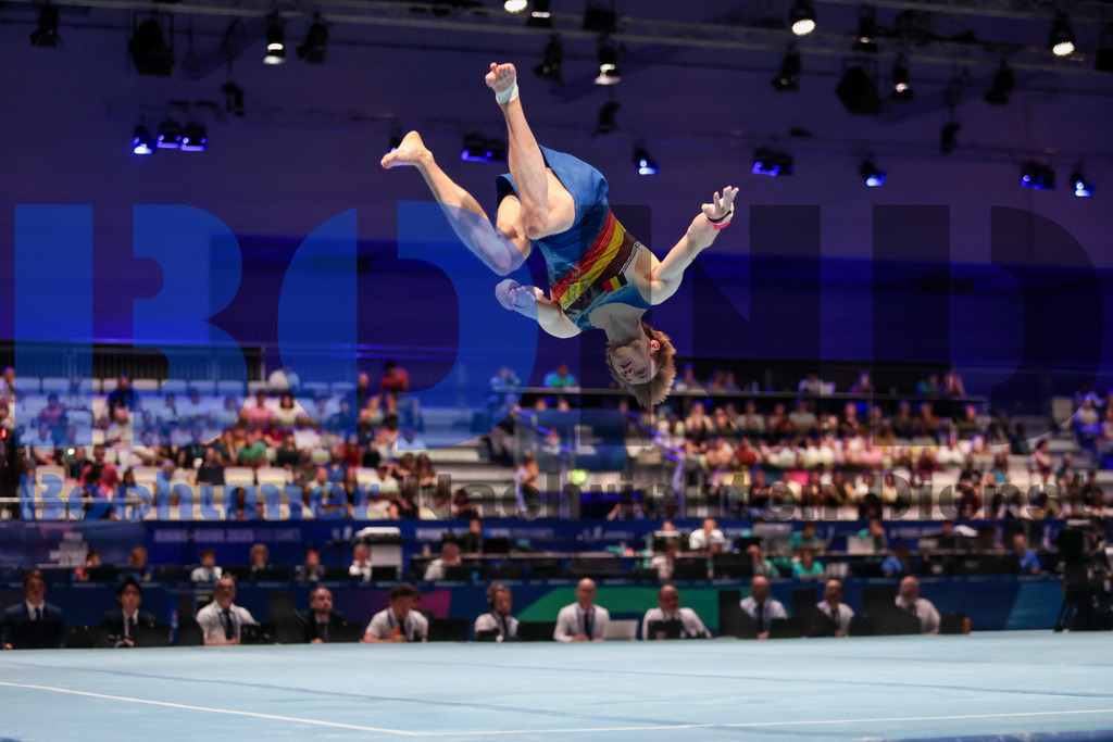 SES_RRGGER20250725-82 | bond - Realisiert mit Pictrs.com