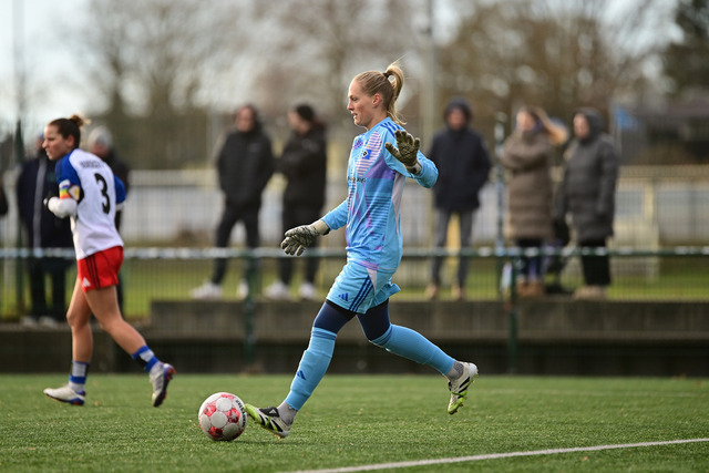 Fußball I Frauen I Saison 2025-2026 I Regionalliga Nord I 11. Spieltag I Hamburger SV U20 - Holstein Kiel I 26866 | Inga Schuldt - Realisiert mit Pictrs.com