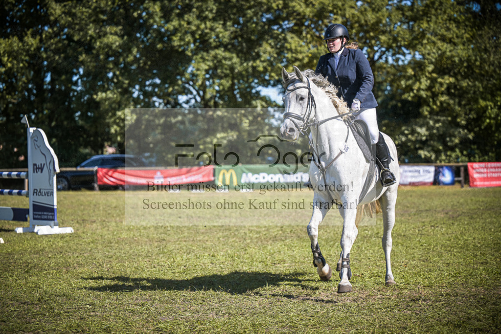DOS_0643 | Entdecke hochwertige Reitturnierfotos von Foto Oger. Professionell, emotional und authentisch – jetzt Lieblingsmomente im Shop bestellen.Deutschlandweite Turnierfotografie. - Realisiert mit Pictrs.com
