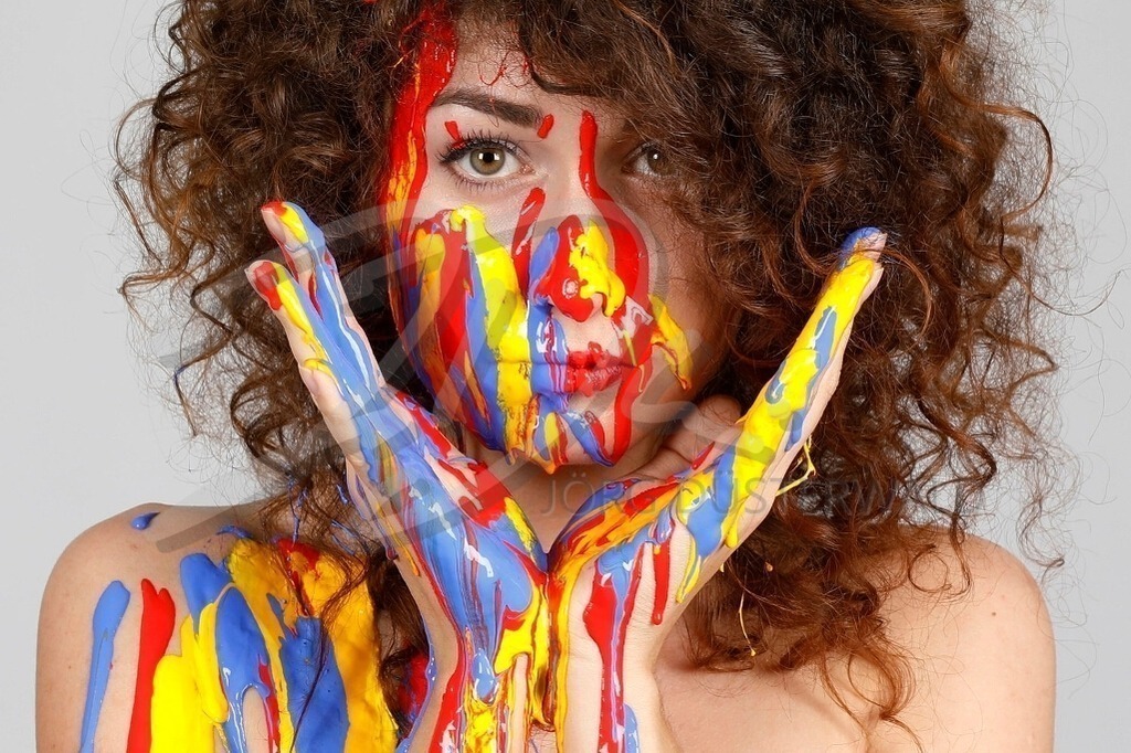 BodyArt-COLOURSPLASH_9762 | #003 | Modell: Sophie | Foto: Tschiponnique Skupin - Realisiert mit Pictrs.com