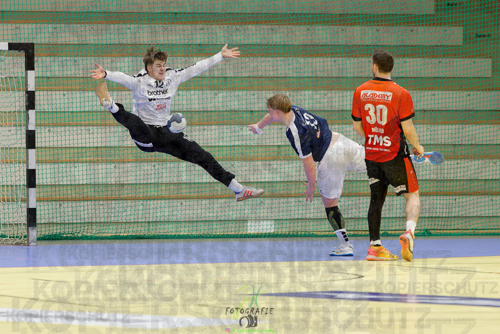 Jugendbundesliga A-Jugend; HSG Dutenhofen/Münchh. - HSG Rodgau Nieder-Roden | Jugendbundesliga A-Jugend; HSG Dutenhofen/Münchh. - HSG Rodgau Nieder-Roden am 07.12.2024 in Dutenhofen (Sporthalle Dutenhofen)Photo © 2024 - Jörg Heinrich - Realisiert mit Pictrs.com