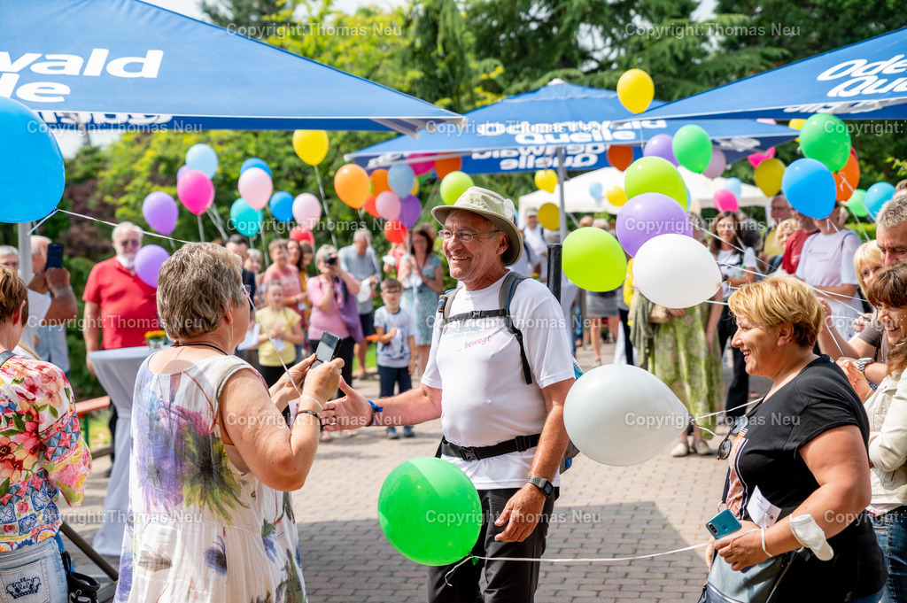 DSC_8637 | Zieleinlauf des Hospizlaufes mit  Gunter Lutzi, - zugleich Unterstützer-Fest (statt Sommerfest) des Hospizes - bitte etwas Zeit mitbringen , 
,, Bild: Thomas Neu