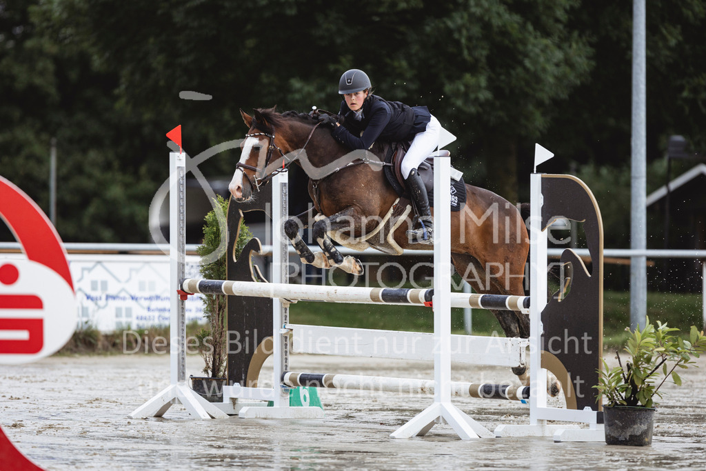 240615_CoesfeldLette_Stil-A-151 | Deine schönsten Turniermomente als professionelle Fotos! Entdecke hochwertige Pferdesport-Fotografie im Online-Shop. Jetzt Fotos finden & bestellen!