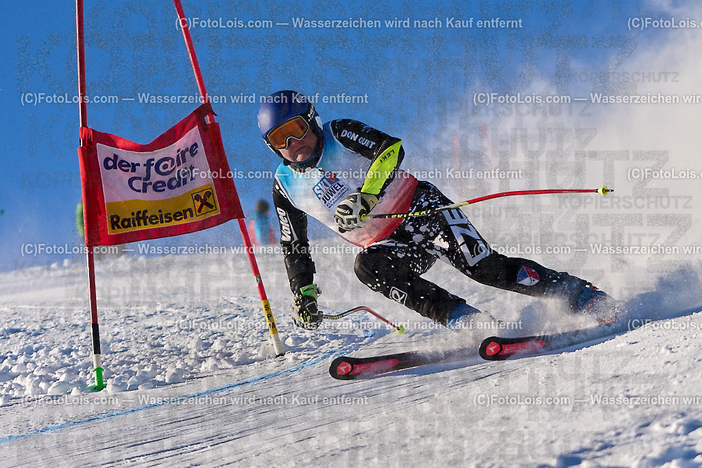 ALP4169_MASTERS-Cup_GS-A Herrn_Dvorak Leos | (C)FotoLois.com, Alois Spandl. FIS Masters-Cup Wildschönau, Giant Slalom auf der Piste Schatzberg GS, Siegerehrung auf dem Dorfplatz Niederau, Sa 13. Januar 2024.