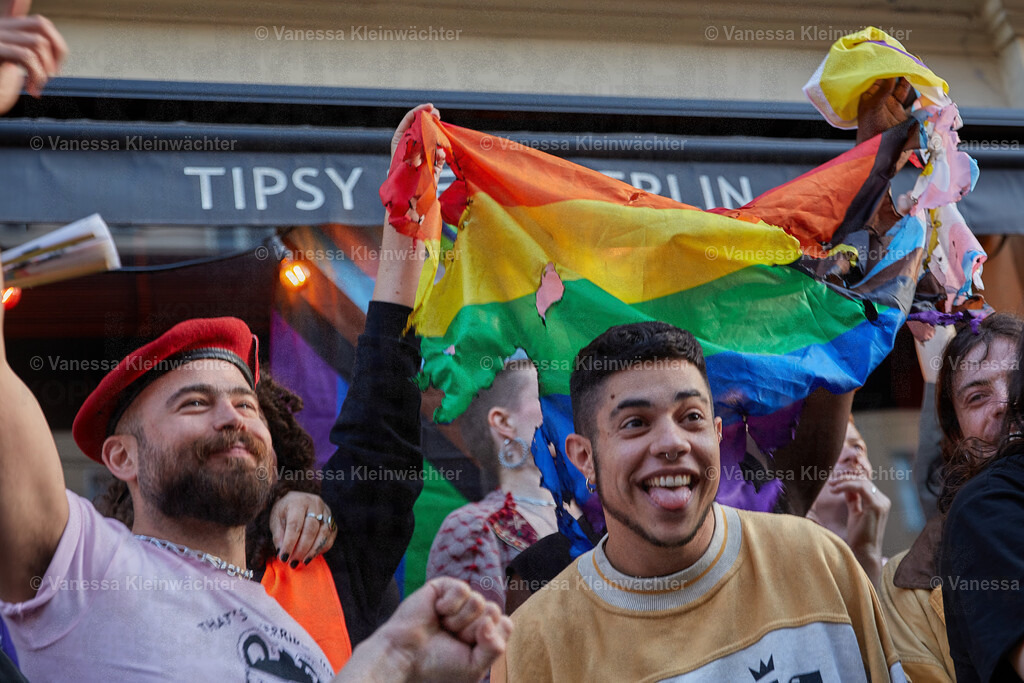 250506_TipsyBearSoli_31 | Vanessa Kleinwächter - Realisiert mit Pictrs.com