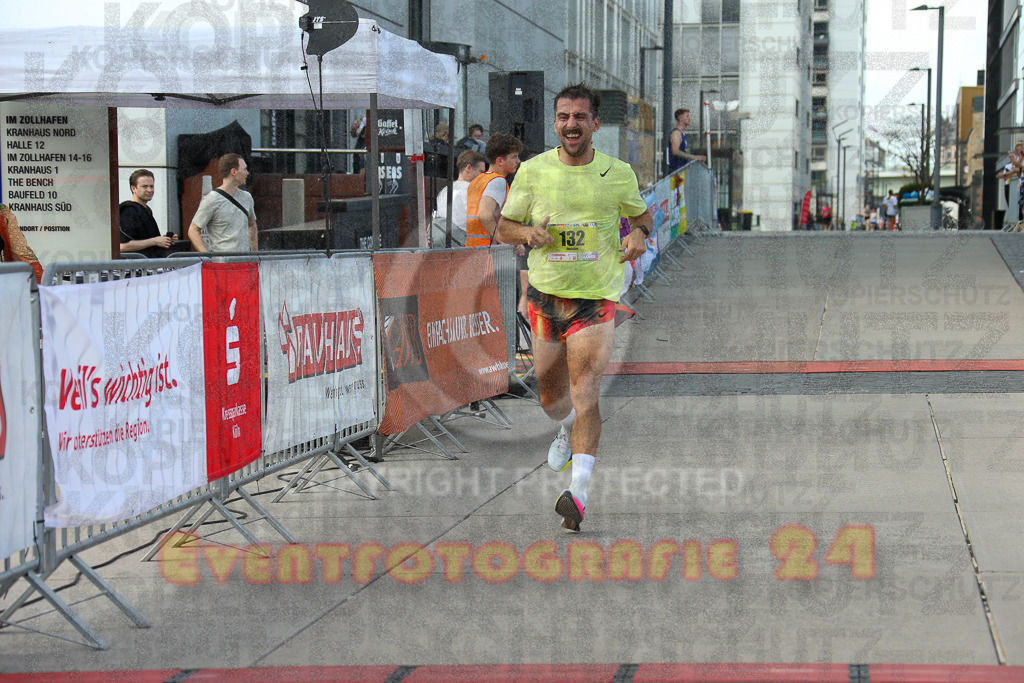 250920_1508_EX1_8412 | Sportfotografie im Rhein-Sieg Kreis, Köln, Bonn, NRW, Rheinland Pfalz, Hessen, etc. Unser Tätigkeitsfeld umfasst den Laufsport vom Volkslauf über den Marathon, Duathlon, Triathon bis zum Ultralauf wie Kölnpfad Ultra oder Schindertrail.