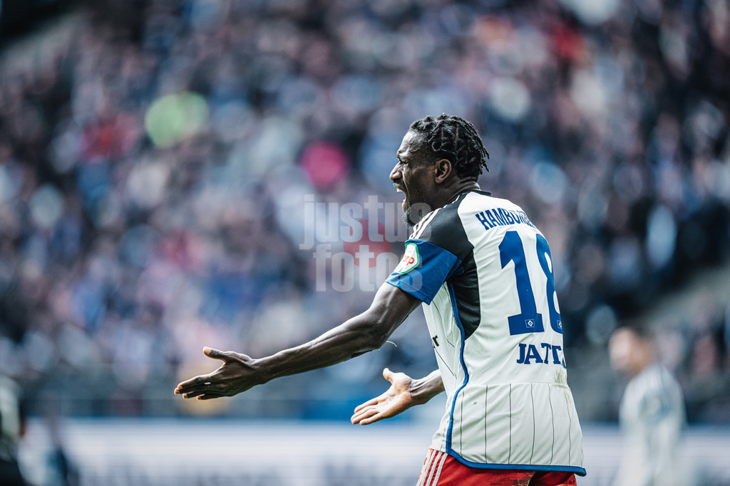 Fußball | Männer | Saison 2023/2024 | 2. Fußball-Bundesliga | 23. Spieltag | Hamburger SV vs. SV 07 Elversberg | 25.02.2024 | Bakery Jatta (#18, HSV) ärgert sich
