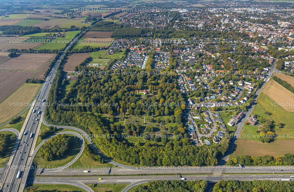 Unna220902880 | Luftbild, Südfriedhof, an der Autobahn A44, Unna, Ruhrgebiet, Nordrhein-Westfalen, Deutschland