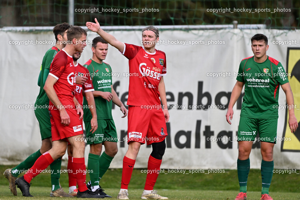 FC ASKÖ Gmünd vs. SV Rapid Lienz | #25 Andre Tabernig Rapid Lienz, #13 Ivica Ban FC Gmünd, #4 Martin Wibmer Rapid Lienz, FC ASKÖ Gmünd vs. SV Rapid Lienz, FC ASKÖ Gmünd vs. SV Rapid Lienz am 09.11.2025 in Ferlach (Ballspielhalle Ferlach), Austria, (Photo by Bernd Stefan)