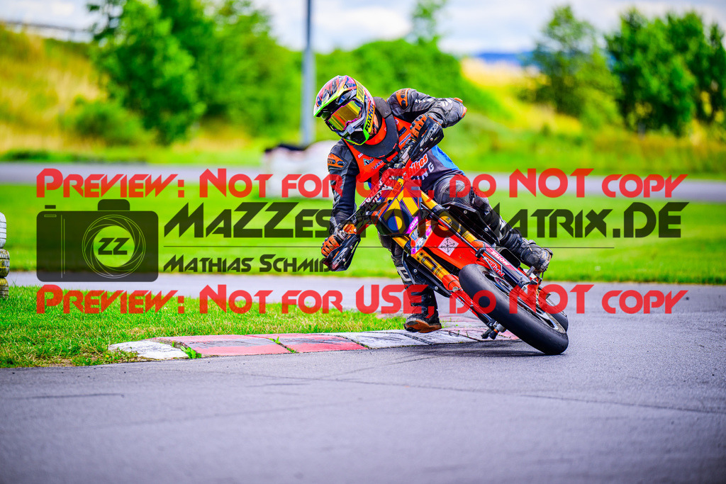 MaZZes_FotoMatrix_240713_6021986_7694 | S2