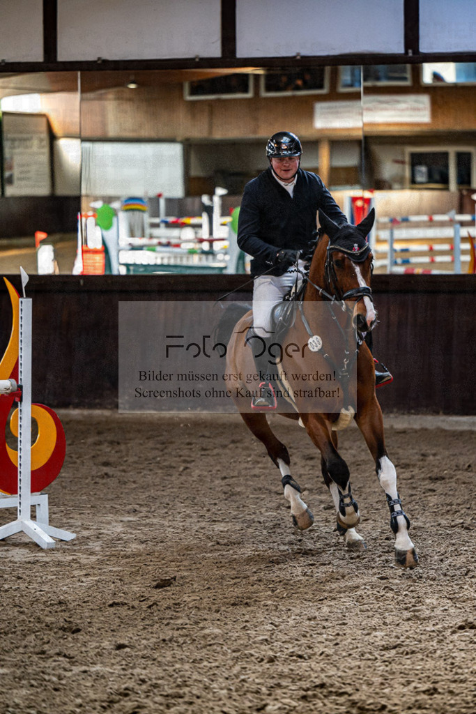 20240308-DOS_3733 | Entdecke hochwertige Reitturnierfotos von Foto Oger. Professionell, emotional und authentisch – jetzt Lieblingsmomente im Shop bestellen.Deutschlandweite Turnierfotografie. - Realisiert mit Pictrs.com