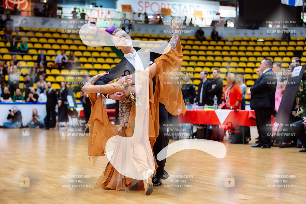 Hessen Tanzt WDSF International Open Standard 2nd (18) Yahor Boldysh _ Irina Averina (TSC Excelsior Dresden)-2025-05-17-0024 | Webshop for digital downloads and prints of dance sport, event & show photographer Julian Link - Realisiert mit Pictrs.com