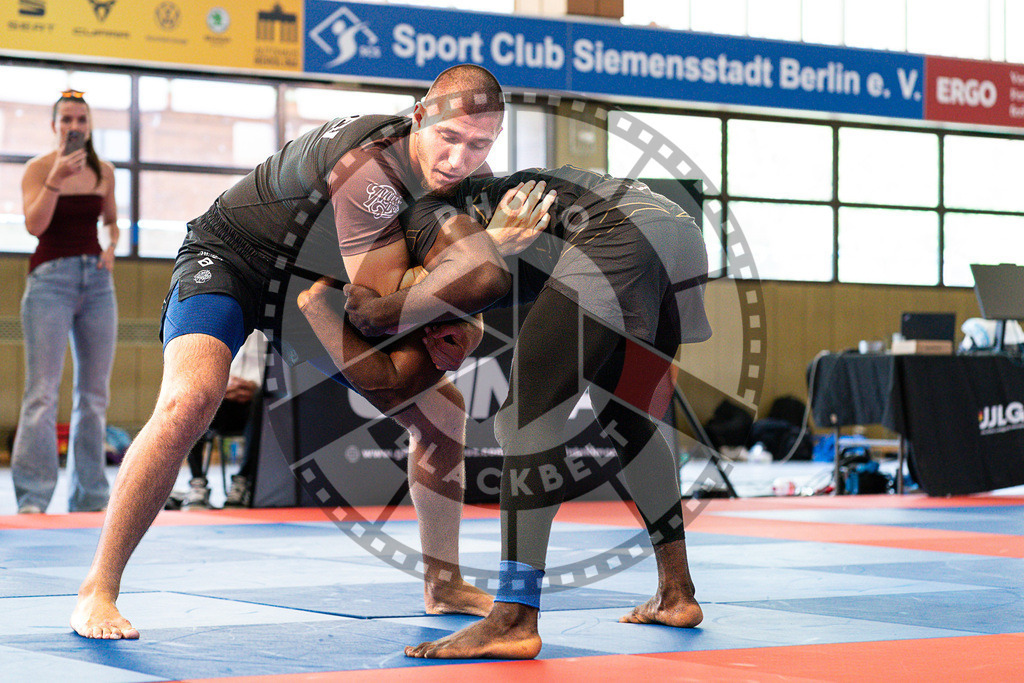 20250510PBB4775 | Athletes compete during the JJLG Berlin Open Jiu-Jitsu Championship on May 10, 2025 in Berlin, Germany. © Chiara Dazi / photoblackbelt
