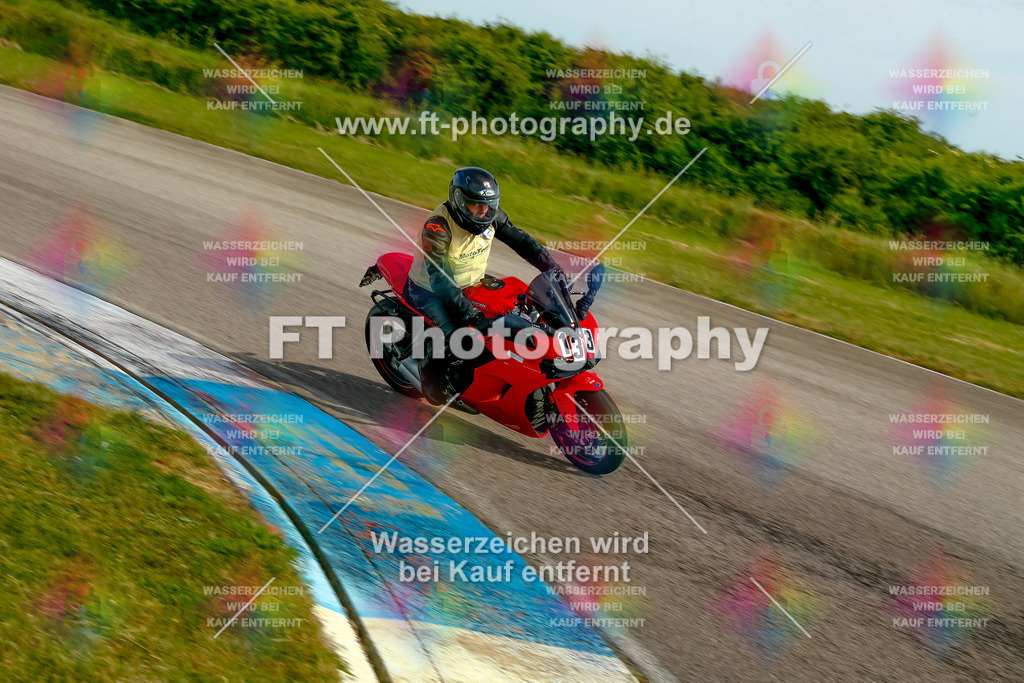 _MOT1163 | Hier findet Ihr Bilder von Touristenfahrten auf der Nürburgring Nordschleife oder von anderen Veranstaltungen die ich besucht habe. Viel Spass beim Durch Schauen 