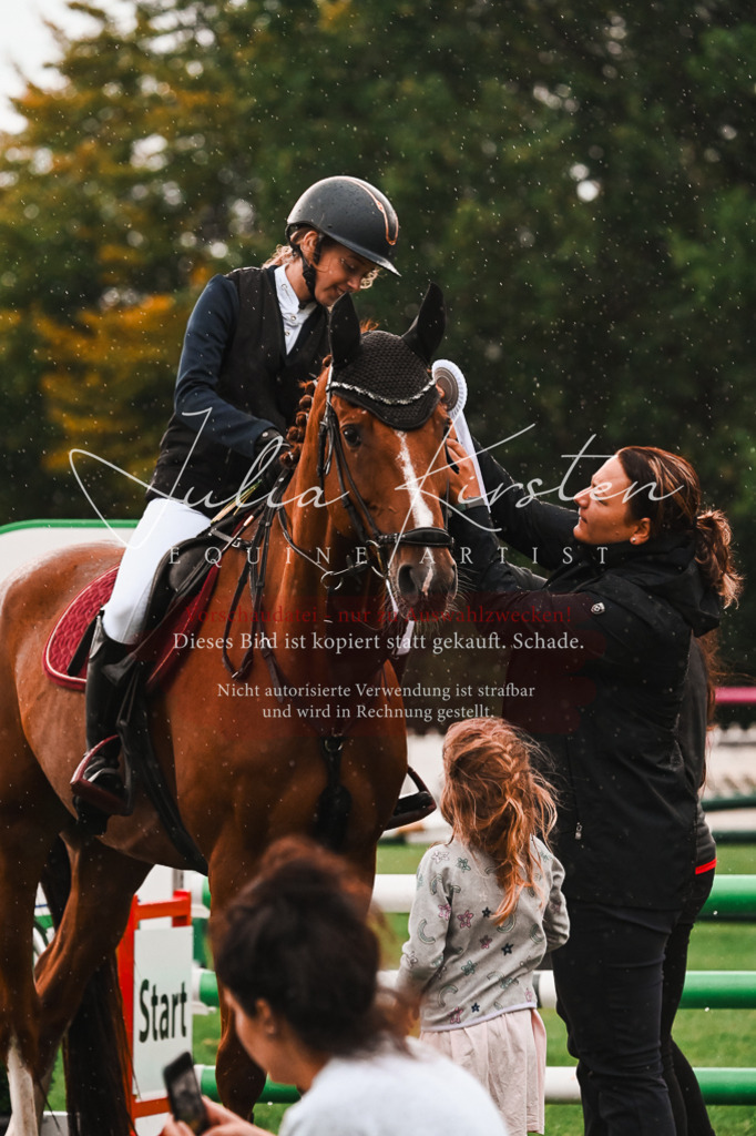 DSC_6212 | Pferde- und Turnierfotografie in Westsachsen. Pferdeportraits, Auftragszeichnungen und intuitive Kunst.