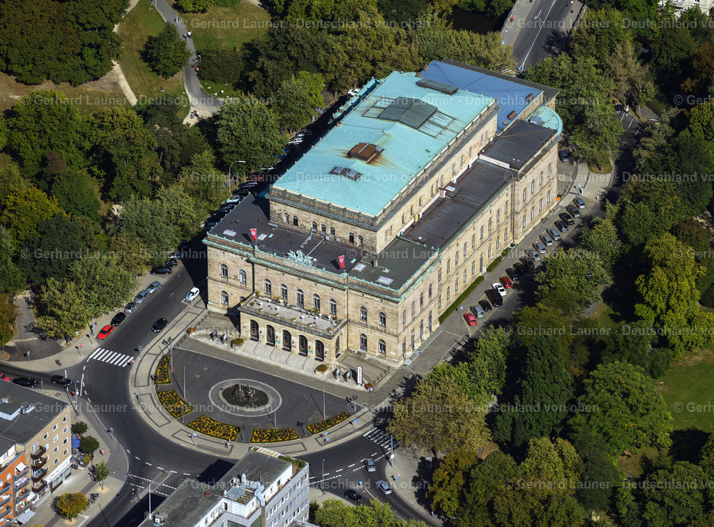 3292905 | Online-Shop für Luftbilder aus Deutschland. Seit über 45 Jahren baut Gerhard Launer das Luftbildarchiv mit unterschiedlichsten Themen stetig weiter aus.