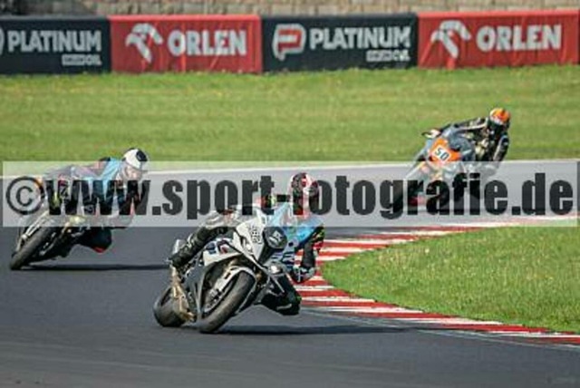 spof3102 | Professionelle Fotos von Sportveranstaltungen, aber auch Hochzeiten und anderen Events. - Realisiert mit Pictrs.com