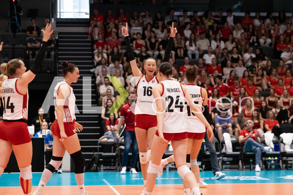 Austria v Switzerland - CEV European League Women | KRIENS, SWITZERLAND - JUNE 14: ANAMARIJA GALIC of Austria celebrating during the CEV European League match between Austria and Switzerland at Pilatus Arena on June 14, 2026 in Kriens, Switzerland. - Realisiert mit Pictrs.com