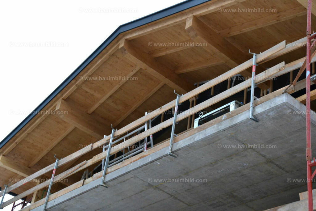 bib-lg04-betonarbeiten-decken-0689 | Nach LV-Leistungsgruppen sortierte Detailfotos über den Bau eines Hauses. Alle Hausbau-Bilder direkt vom Urheber und Autor der Website Haus-Selber-Bauen.com