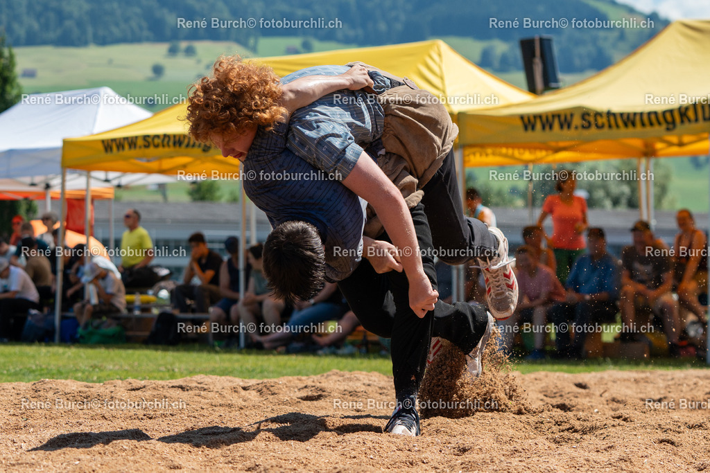 RB_08389 | René Burch leidenschaftlicher Fotograf aus Kerns in Obwalden.  Hier finden sie Sport, Landschaft und Natur Fotografie.
 - Realisiert mit Pictrs.com