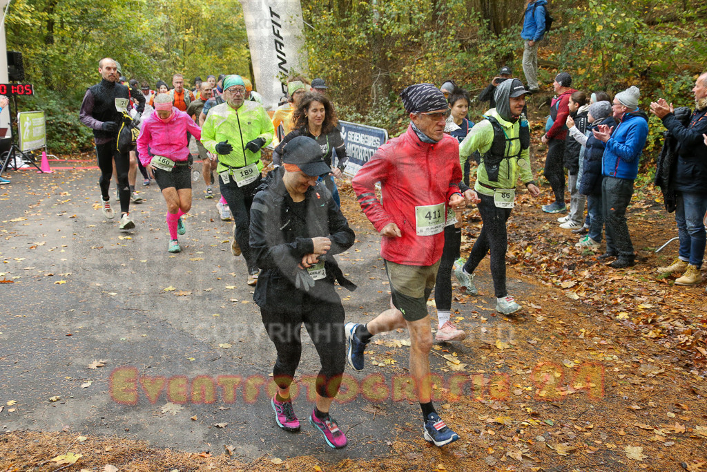 251026_1002_EX1_9710 | Sportfotografie im Rhein-Sieg Kreis, Köln, Bonn, NRW, Rheinland Pfalz, Hessen, etc. Unser Tätigkeitsfeld umfasst den Laufsport vom Volkslauf über den Marathon, Duathlon, Triathon bis zum Ultralauf wie Kölnpfad Ultra oder Schindertrail.