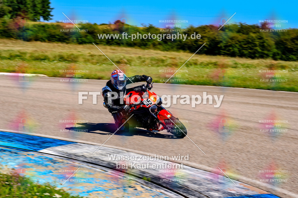 035-2722 | Hier findet Ihr Bilder von Touristenfahrten auf der Nürburgring Nordschleife oder von anderen Veranstaltungen die ich besucht habe. Viel Spass beim Durch Schauen 