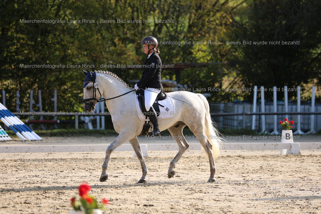 HG9A8522 | laurarinckfotografie - Realisiert mit Pictrs.com