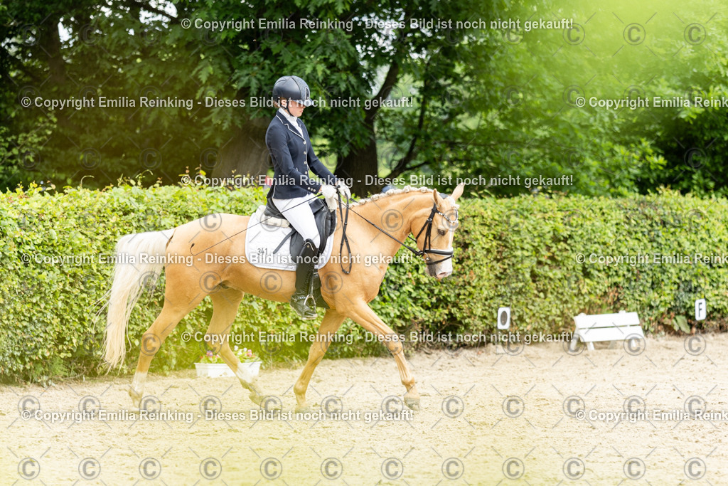 CL5A1876 | Emilia Reinking Fotografie - Realisiert mit Pictrs.com