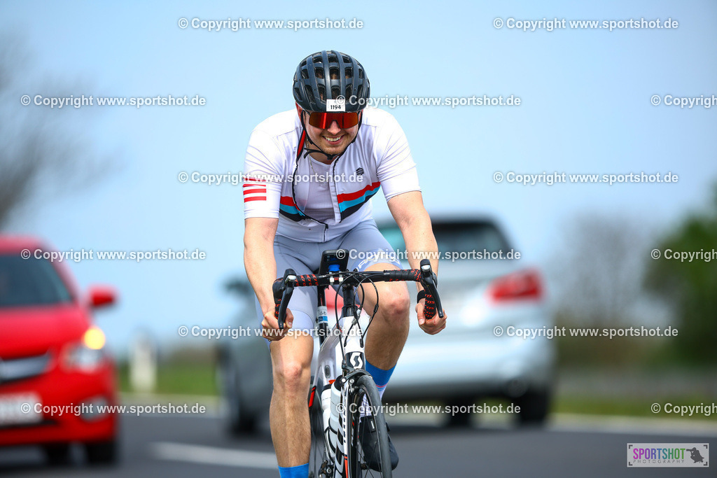 732_TRA56880 | Neusiedlersee Radmarathon 2026@sportshot_your_pictrs #yourpictures#roadtowm2029 #nrm #neusiedlerseeradmarathon #neusiedlersee #neusiedlerseetourismus #burgenland #mörbisch #nrm26 #burgenlandtourismus #voglundco #poweredbyburgenlandtourismus #radsport #rad #marathon #ucigranfondo #visitburgenland #ucigranfondoworldseries