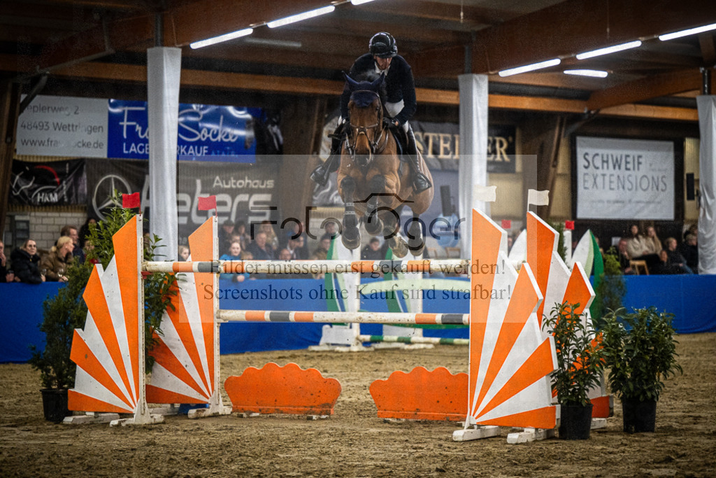 DOS_2230 | Entdecke hochwertige Reitturnierfotos von Foto Oger. Professionell, emotional und authentisch – jetzt Lieblingsmomente im Shop bestellen.Deutschlandweite Turnierfotografie. - Realisiert mit Pictrs.com