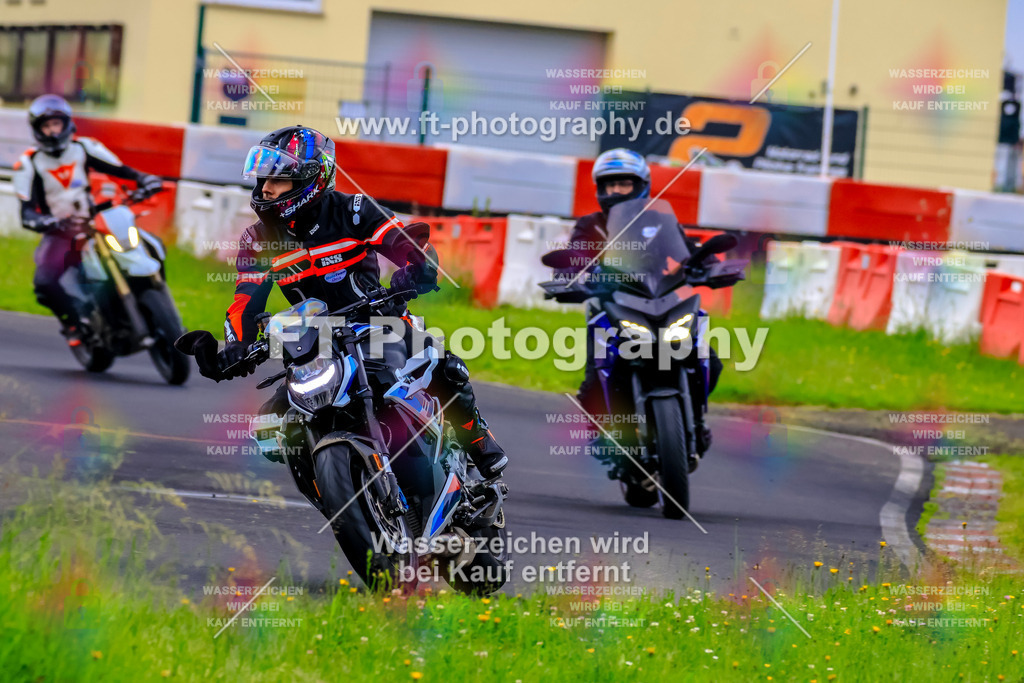 VBK-6638 | Hier findet Ihr Bilder von Touristenfahrten auf der Nürburgring Nordschleife oder von anderen Veranstaltungen die ich besucht habe. Viel Spass beim Durch Schauen 