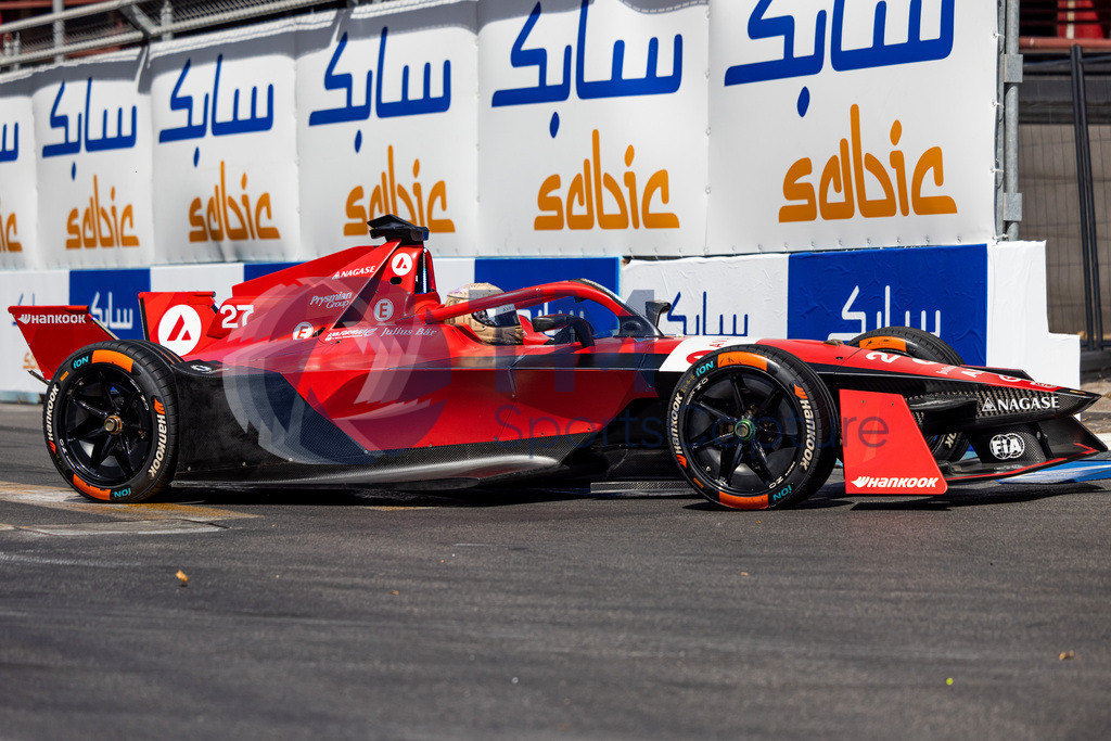 Trainproduction-20230716-0022 | ROME, ITALY,16.Jul.23 - MOTORSPORTS, FORMULA E - Hankook Rome E-Prix, Circuito Cittadino dell-EUR. Image shows Jake Dennis (GBR / Andretti).  Photo: Trainproduction / Matthias Trinkl
