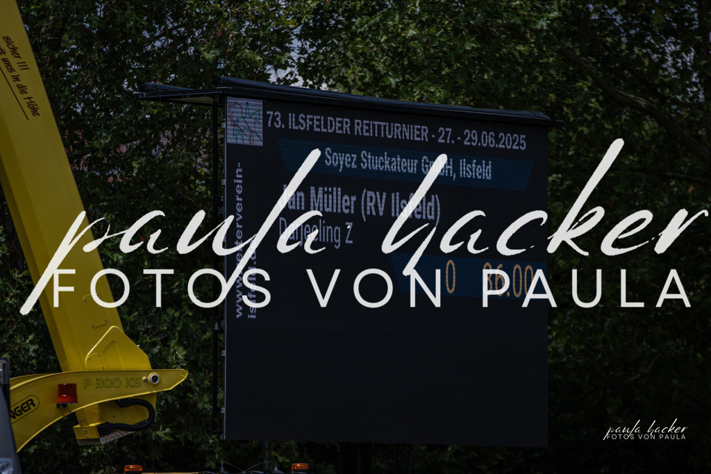 IMG_7003 | Erleben Sie dynamische Sport- und emotionale Tierfotografie in Süddeutschland mit Fotos von Paula. Spezialisiert auf Pferde- und Hundefotografie sowie Sportevents. Kontaktieren Sie mich für einzigartige und ausdrucksstarke Bilder Ihrer besonderen Momente. - Realisiert mit Pictrs.com