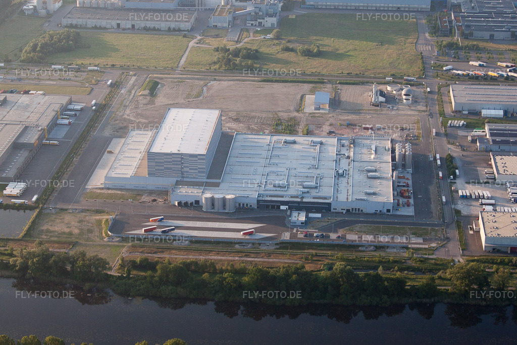 Luftbild: Wörth am Rhein, Industriegebiet Oberwald, PEG in Wörth am Rhein im Bundesland Rheinland-Pfalz in Deutschland. Foto: IMG_64807.jpg vom 18.05.2014 durch Werner Riehm/FLY-FOTO.de