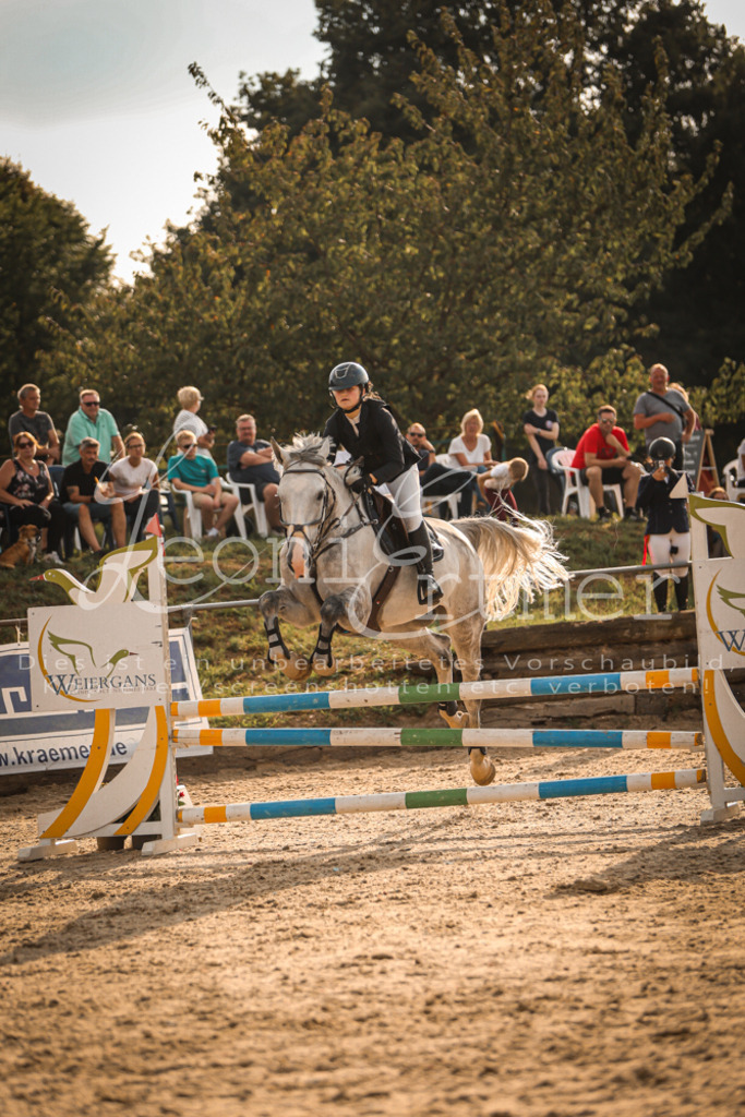 08.FrSpE00134 | Leoni Ertmer Photography - Realisiert mit Pictrs.com