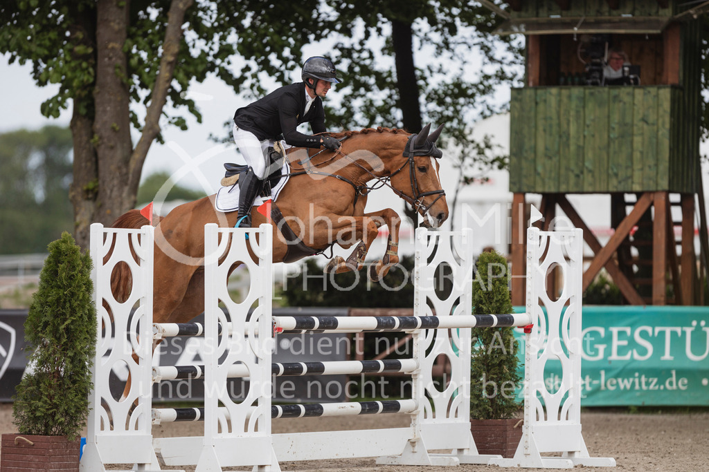 250506_Mühlen_SprPf-L2-416 | Deine schönsten Turniermomente als professionelle Fotos! Entdecke hochwertige Pferdesport-Fotografie im Online-Shop. Jetzt Fotos finden & bestellen!