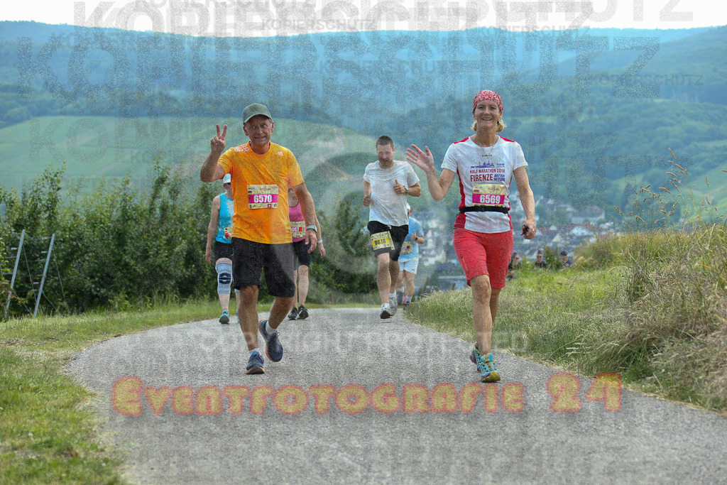 250614_1409_EX1_0196 | Sportfotografie im Rhein-Sieg Kreis, Köln, Bonn, NRW, Rheinland Pfalz, Hessen, etc. Unser Tätigkeitsfeld umfasst den Laufsport vom Volkslauf über den Marathon, Duathlon, Triathon bis zum Ultralauf wie Kölnpfad Ultra oder Schindertrail.