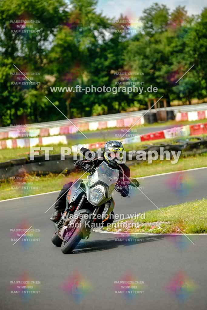 VBK-4705 | Hier findet Ihr Bilder von Touristenfahrten auf der Nürburgring Nordschleife oder von anderen Veranstaltungen die ich besucht habe. Viel Spass beim Durch Schauen 