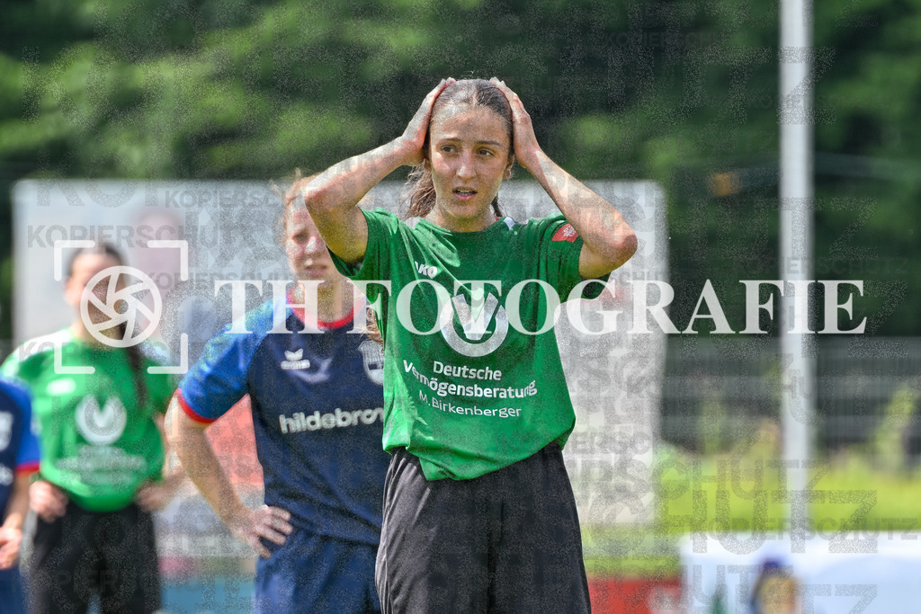 GER, FC Hauingen - SV Waldhaus, Frauen-Fussball, Rothaus Bezirkpokal, Finale, Saison 2024/2025, 29.05.2025 | Finja Voelkel (SV Waldhaus, #03)GER, FC Hauingen - SV Waldhaus, Frauen-Fussball, Rothaus Bezirkpokal, Finale, Saison 2024/2025, 29.05.2025Foto: TH Fotografie/Thomas Hess