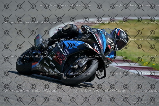 26BT02-1292 | markuskiefer.com - Realisiert mit Pictrs.com