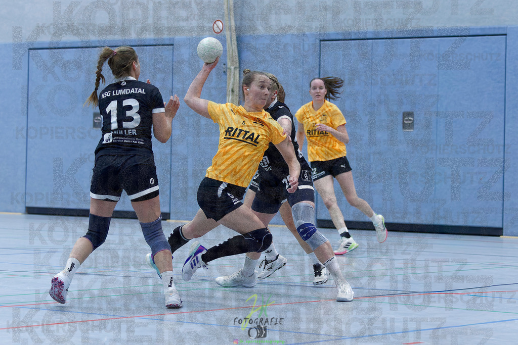 Handball Frauen Oberliga Mitte, HSG Eibelshausen/Ewersbach - HSG Lumdatal | Handball Frauen Oberliga Mitte, HSG Eibelshausen/Ewersbach - HSG Lumdatal am 21.02.2026 in Dietzhölztal-Steinbrücken (Sporthalle am Hammerweiher)Photo © 2026 - Jörg Heinrich - Realisiert mit Pictrs.com