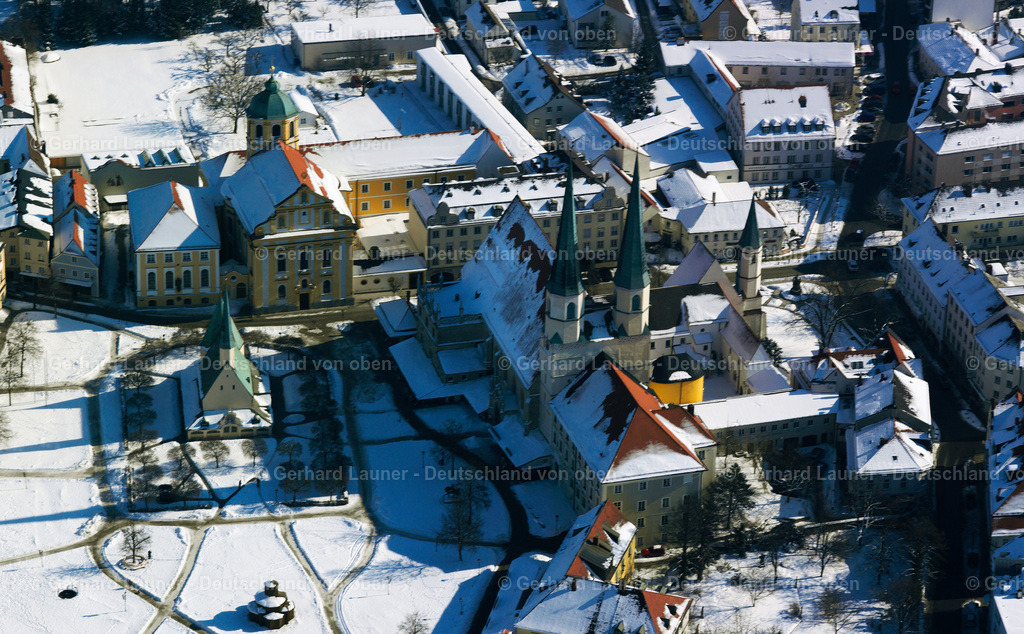 2600039 | Stiftskirche St Phillipus unJakobus, Altötting, Bayern