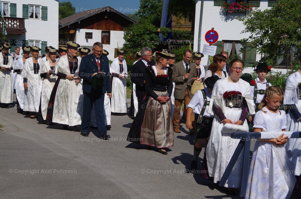 IMGP5403 | fotografiert von Axel PollmannLeonhardi Wallfahrt Benediktbeuern und Murnau, Fronleichnam, Fasching, Landschaft im Loisachtal und Benediktbeuern  - Realisiert mit Pictrs.com
