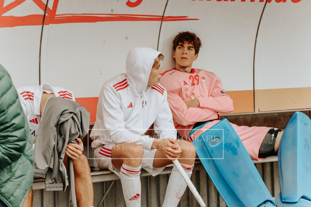 MU18_DM_ZWR_HF_RWK-KTHC_18.10.25_Köln (432 von 432) | lanaschraderfotografie - Realisiert mit Pictrs.com