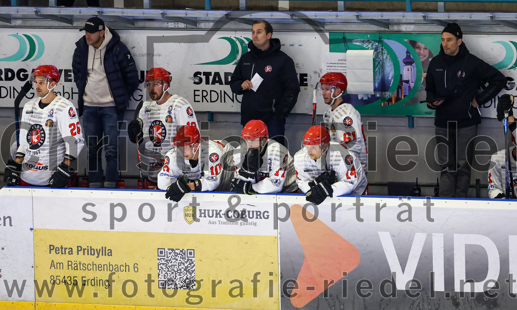 2022-09-25_091_TSV_Erding_gegen_EHC_Klostersee | Erding, Deutschland, 25.09.2022:
Eishockey, Bayernliga 2022 / 2023, Testspiel, TSV Erding gegen EHC Klostersee, Endergebnis: 8:2

Foto: Christian Riedel / fotografie-riedel.net
