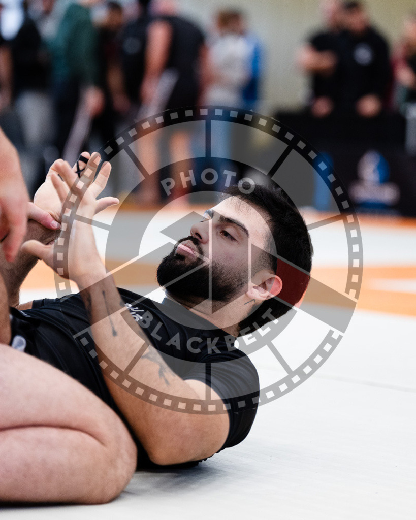 20251122PBB13293 | Athletes compete during the Grappling Industries Berlin Jiu-Jitsu and Grappling Championship, on November 22, 2025 in Berlin, Germany. © photoblackbelt