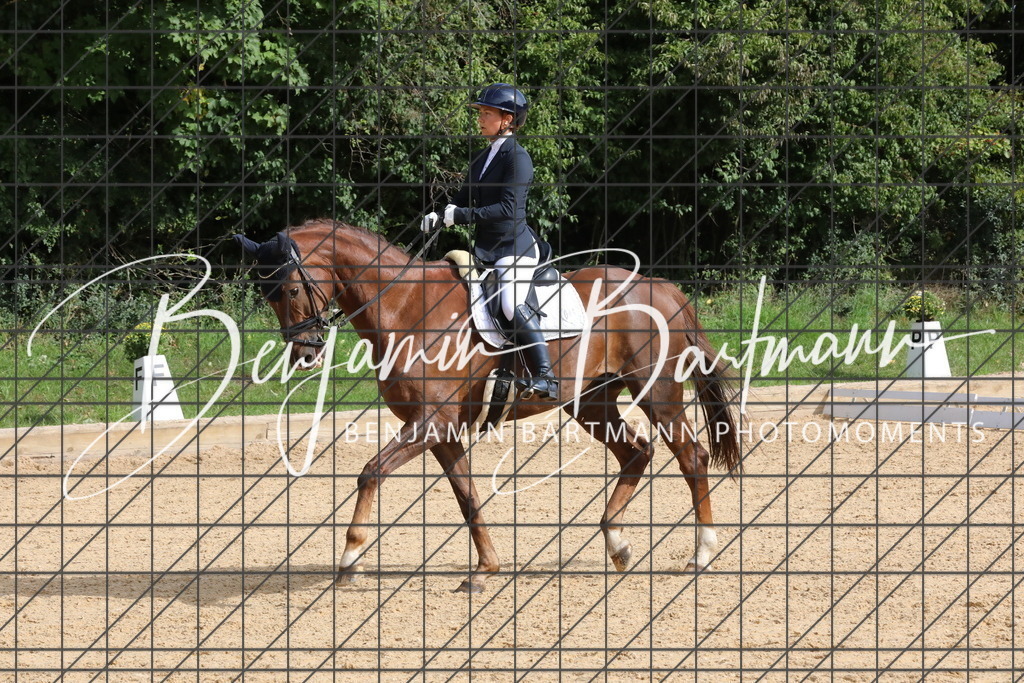 AZ2A2001 | Benjamin Bartmann Photomoments